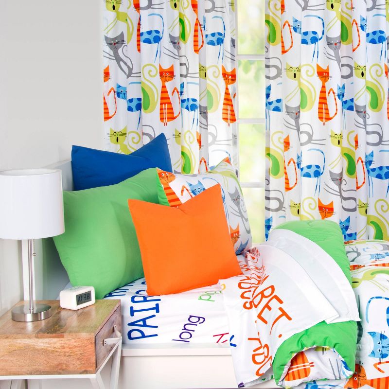 Smarty Cat Comforter Set (Twin) - Learning Linens