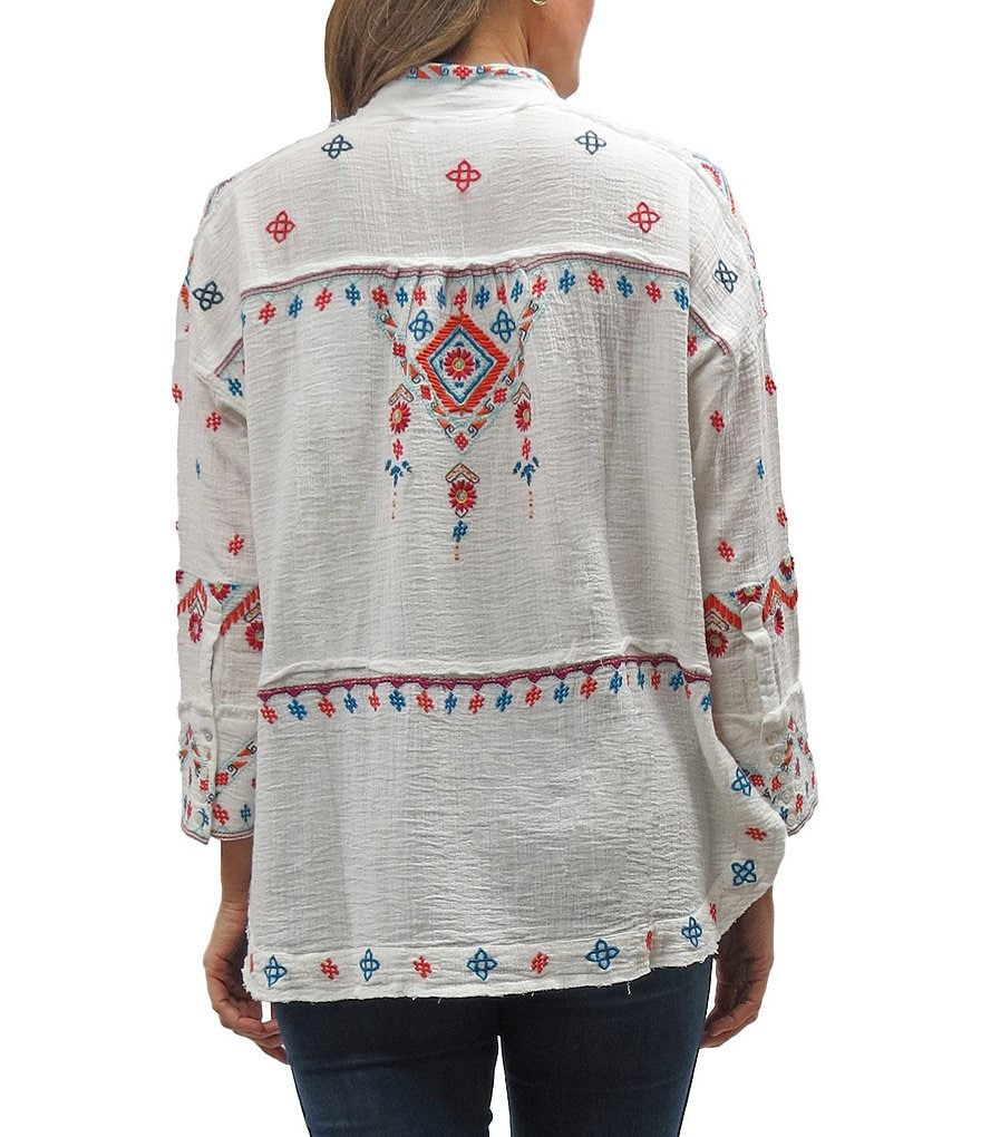 Calessa Floral Embroidered Round Neck Short Sleeve Tunic
