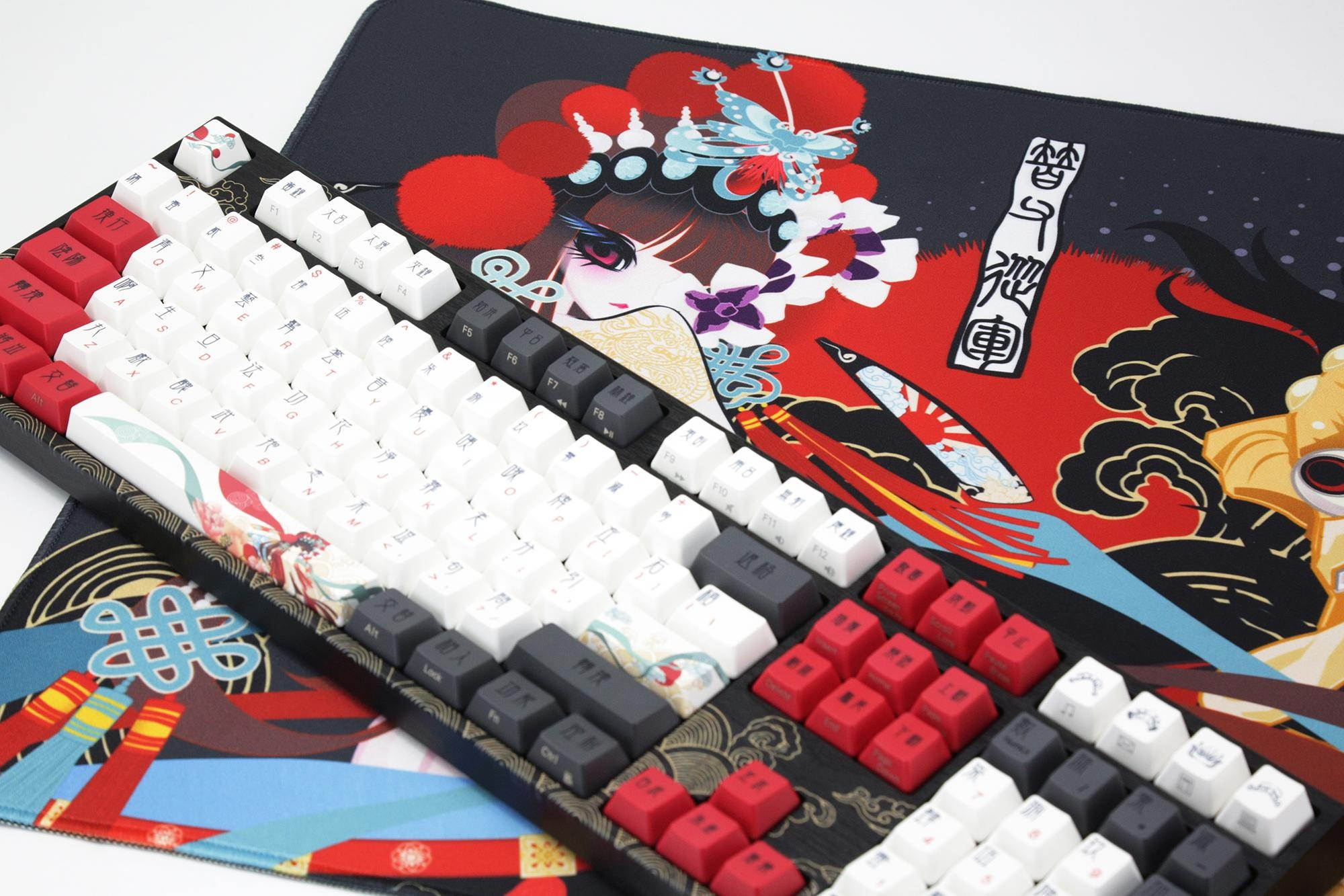Varmilo Extra Large National Beauty Beijing Opera Desk Pad/Mat with Stitched Edges  Mouse Pad