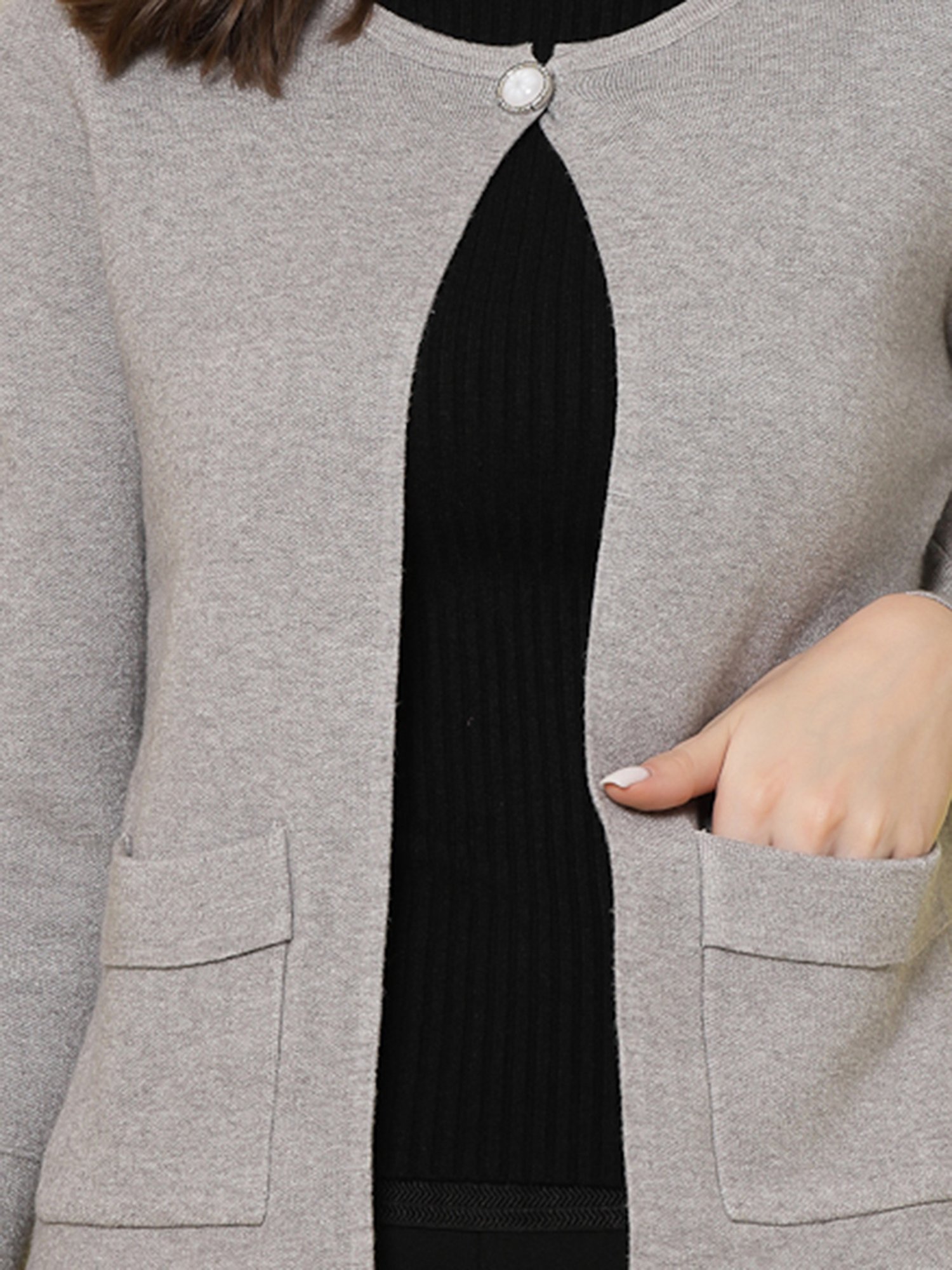 Mafadeny Grey Textured Shrug