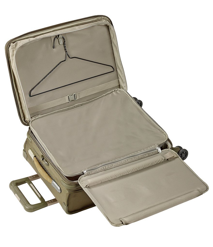 American Tourister 18'' Mickey Mouse Upright Hardside Suitcase