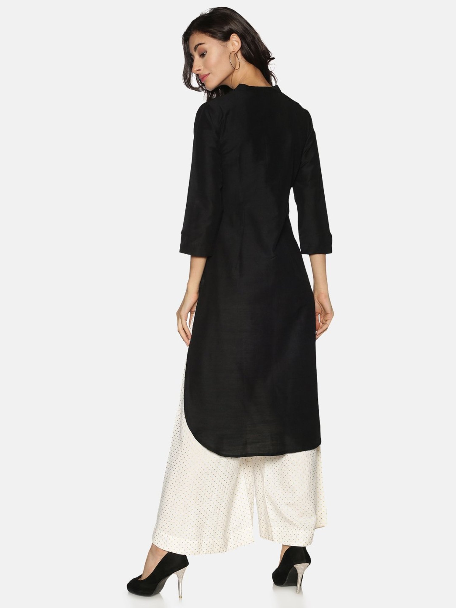 Saffron Threads Black Embroidered Straight Kurta