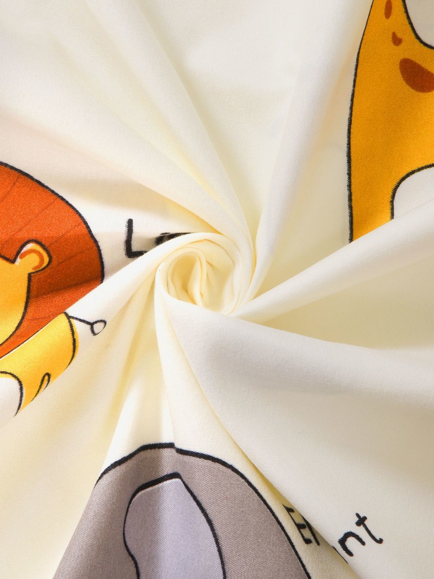 Klotthe Printed Beige 210 TC Cotton Blend King 2 Bed Sheets with 4 Pillow Covers