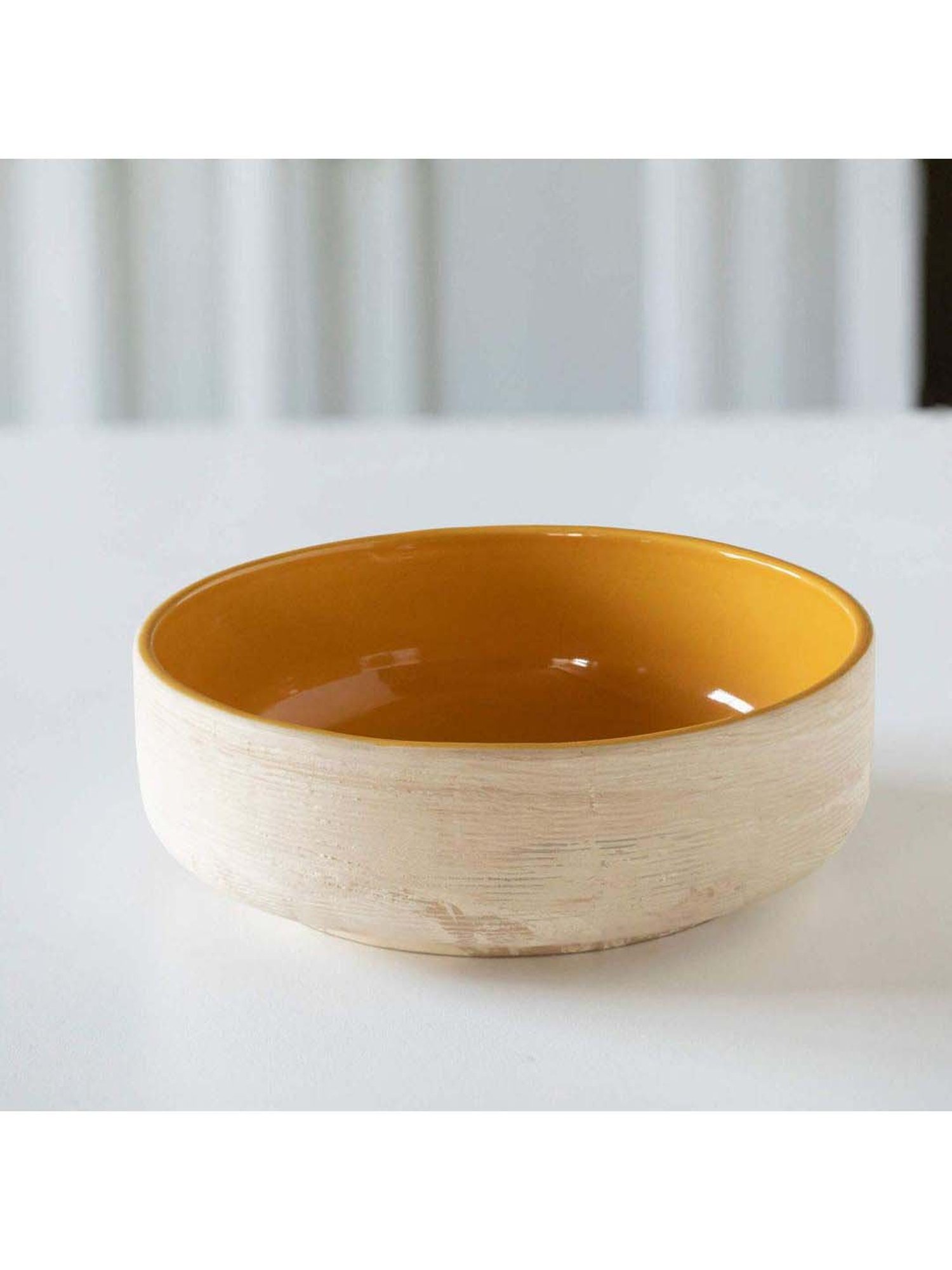 ellementry Amber Love Beige Ceramic Salad Bowl - Set of 1