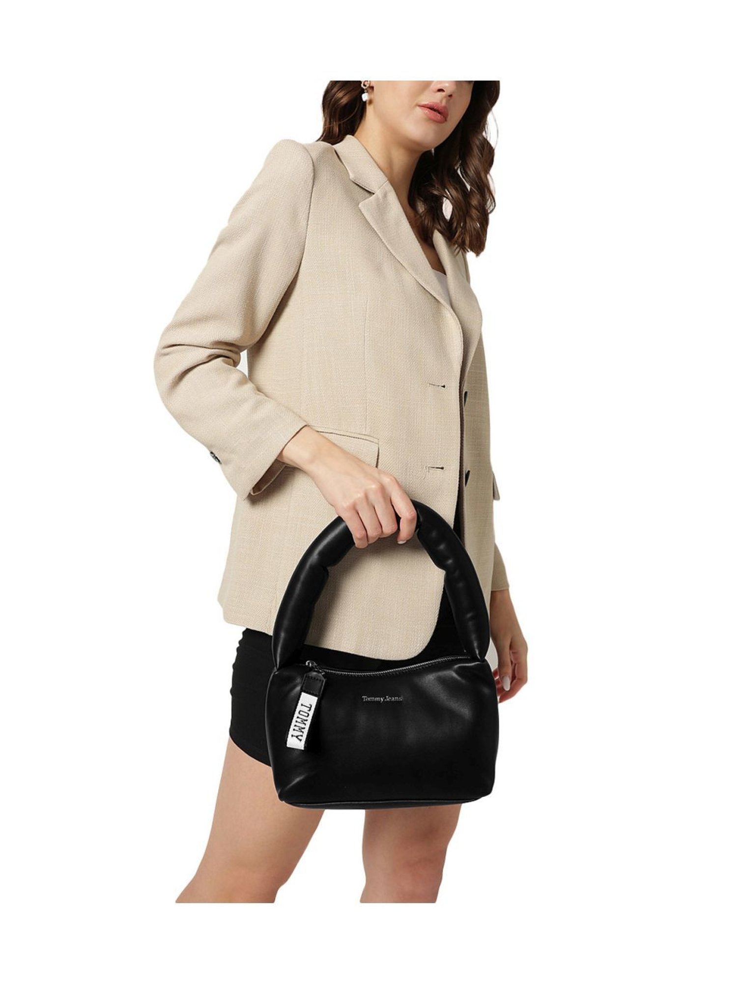 TOMMY HILFIGER Black City Girl Medium Shoulder Bag