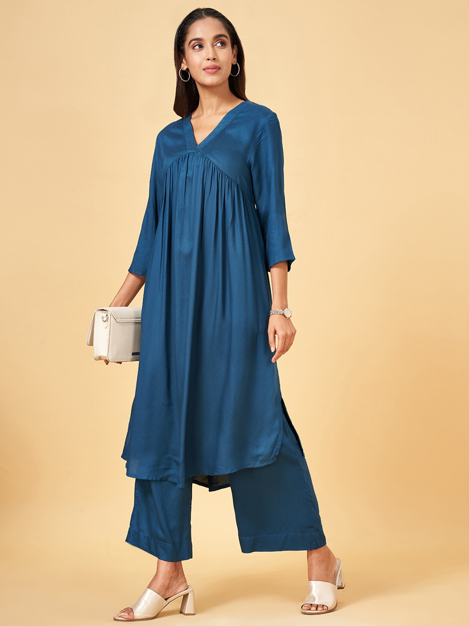 Rangmanch by Pantaloons Blue Woven Pattern Kurta Palazzo Set