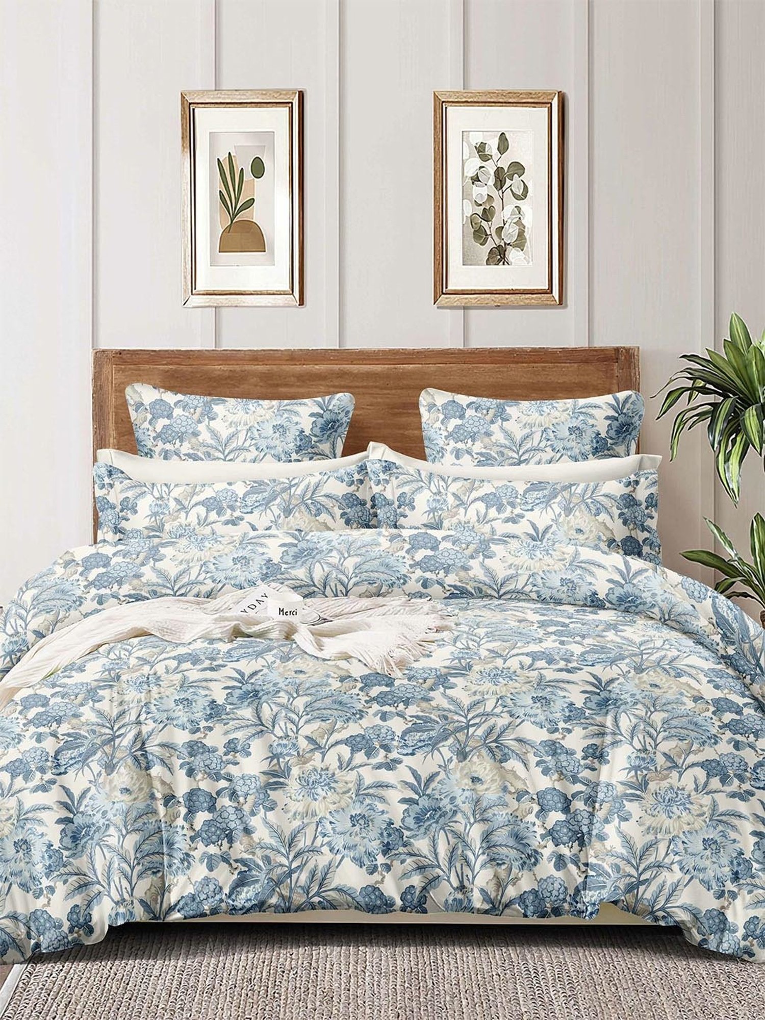 Ariana Floral Blue Microfibre Queen Bedsheet with 2 Pillow Covers