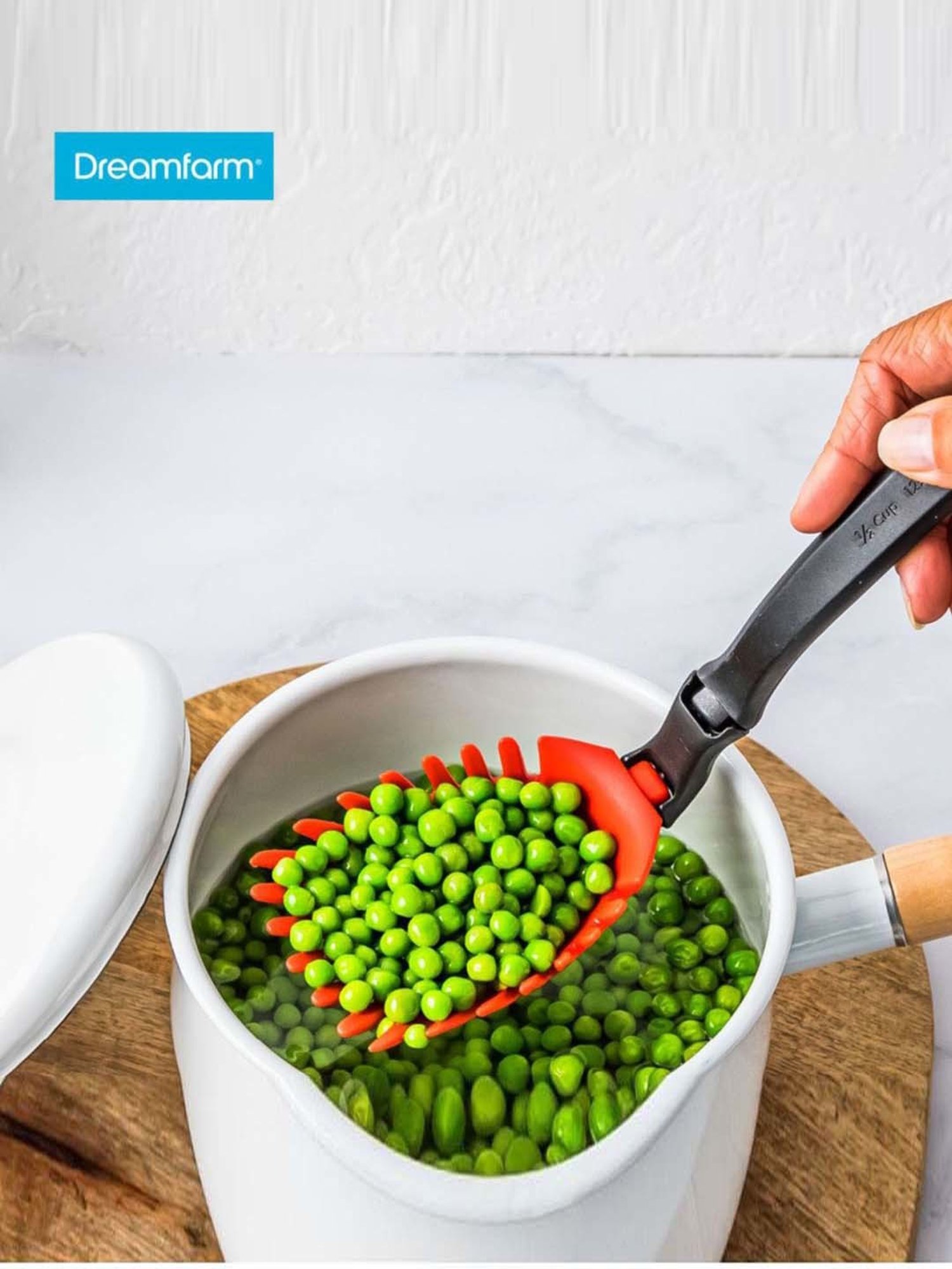 Dreamfarm Red Medium Holey Spadle