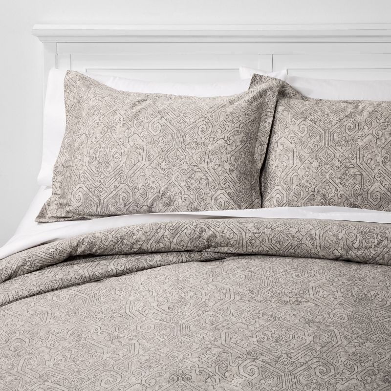 King Family Friendly Medallion Comforter & Sham Set Gray - Threshold™