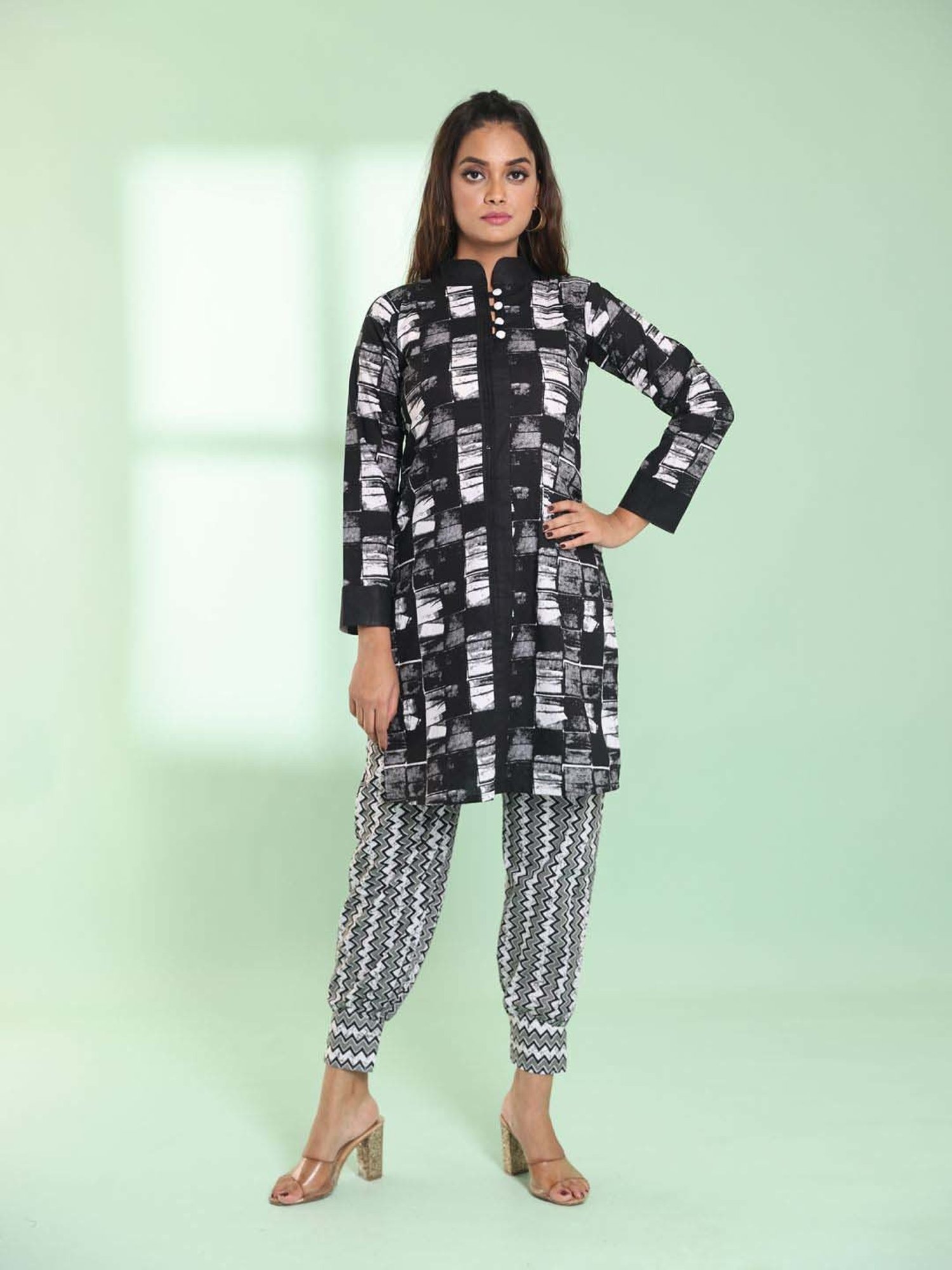 CHARUKRITI Black & Grey Cotton Printed Kurti Salwar Set
