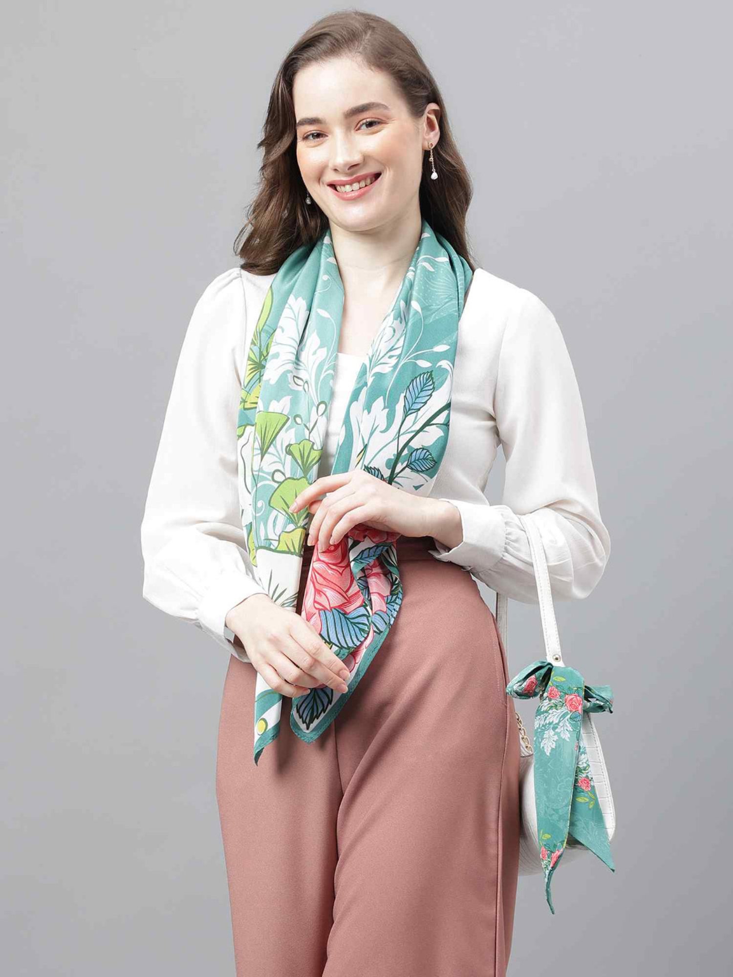 Under Armour Black Polyester Hijab - Extra Small