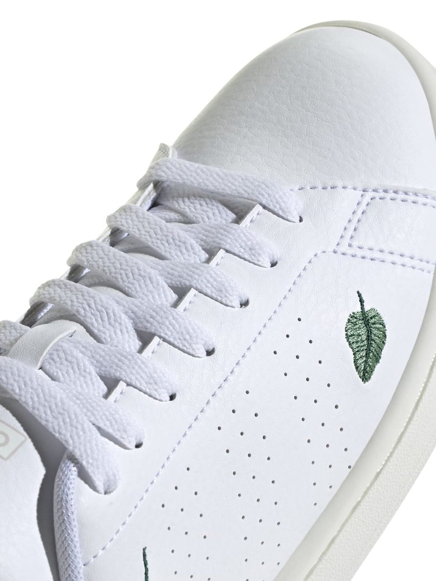 Adidas Women's ADVANTAGE White Tennis Shoes