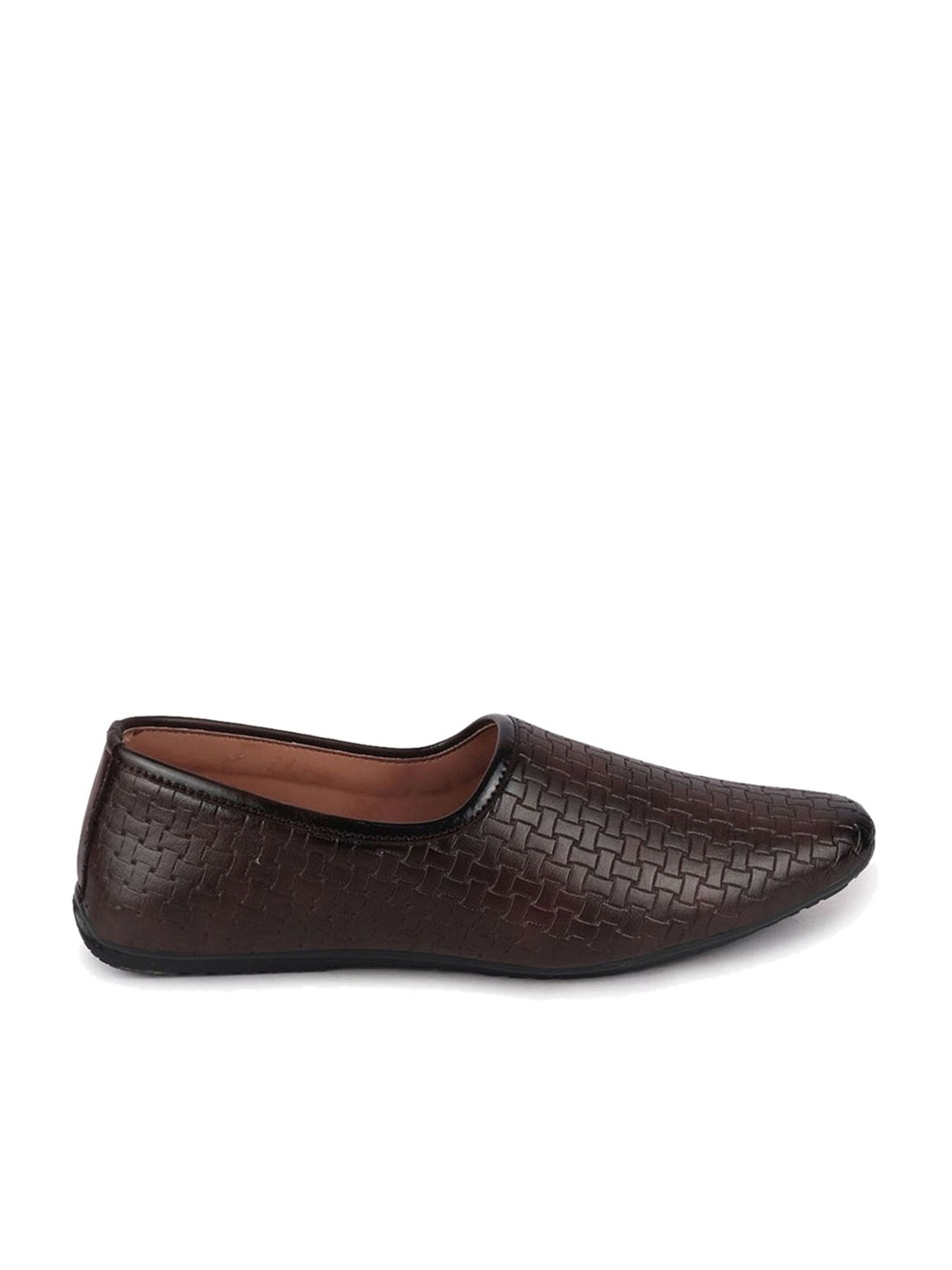 Walkway Men's Black Ethnic Juttis