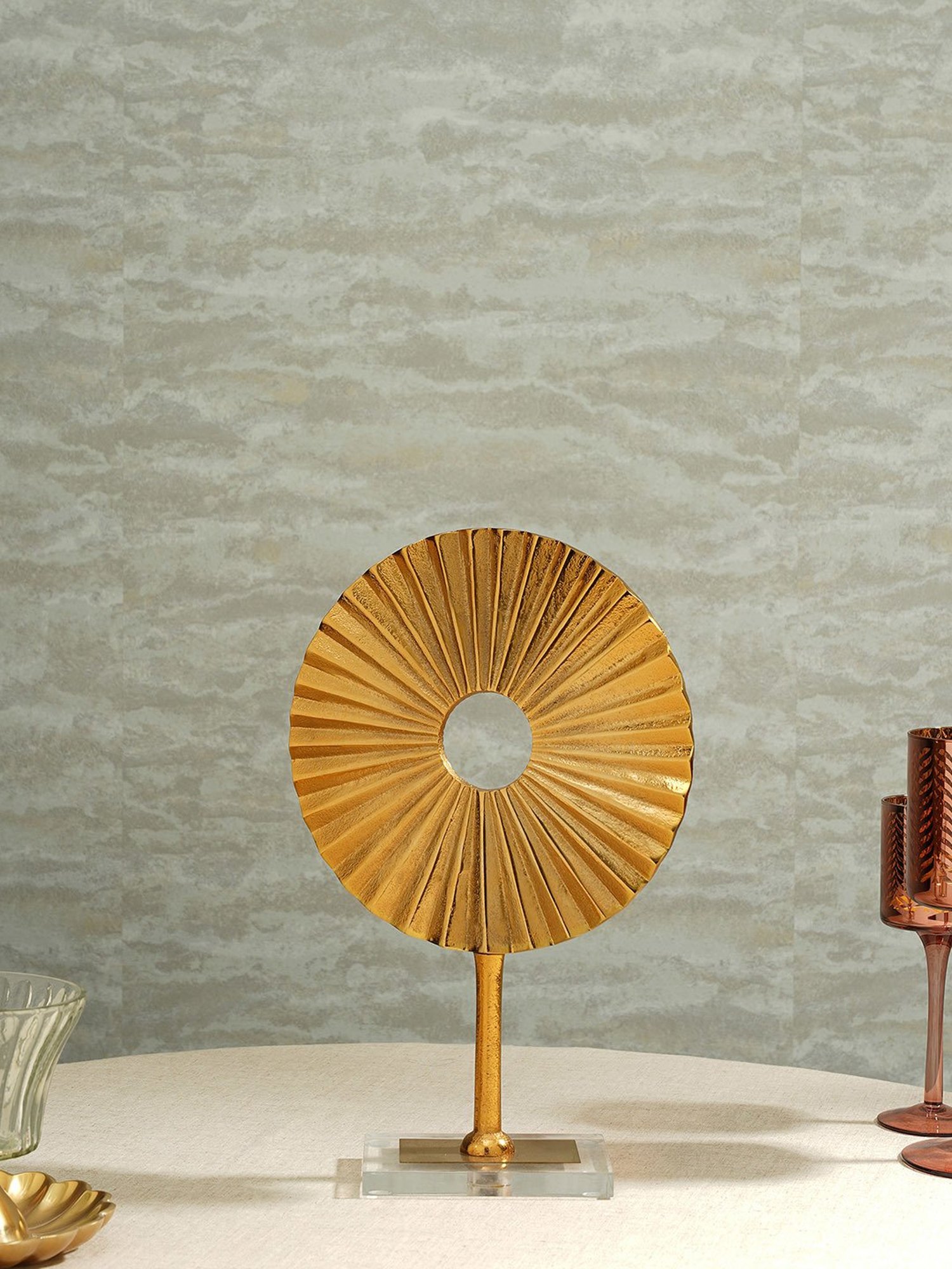 Pure Home and Living Gold Metal Textured Decor Objects