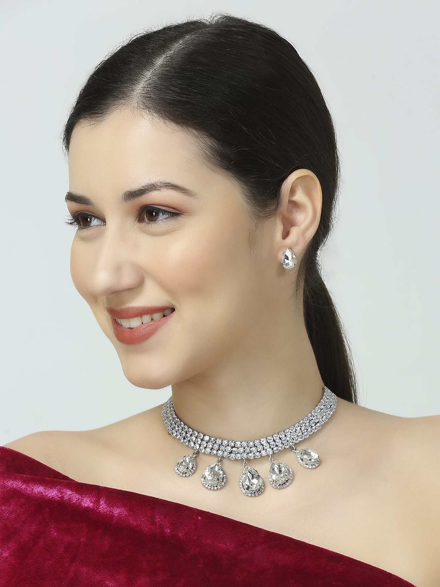 OOMPH Silver Cubic Zirconia Teardrop Statement Pendant Choker Set