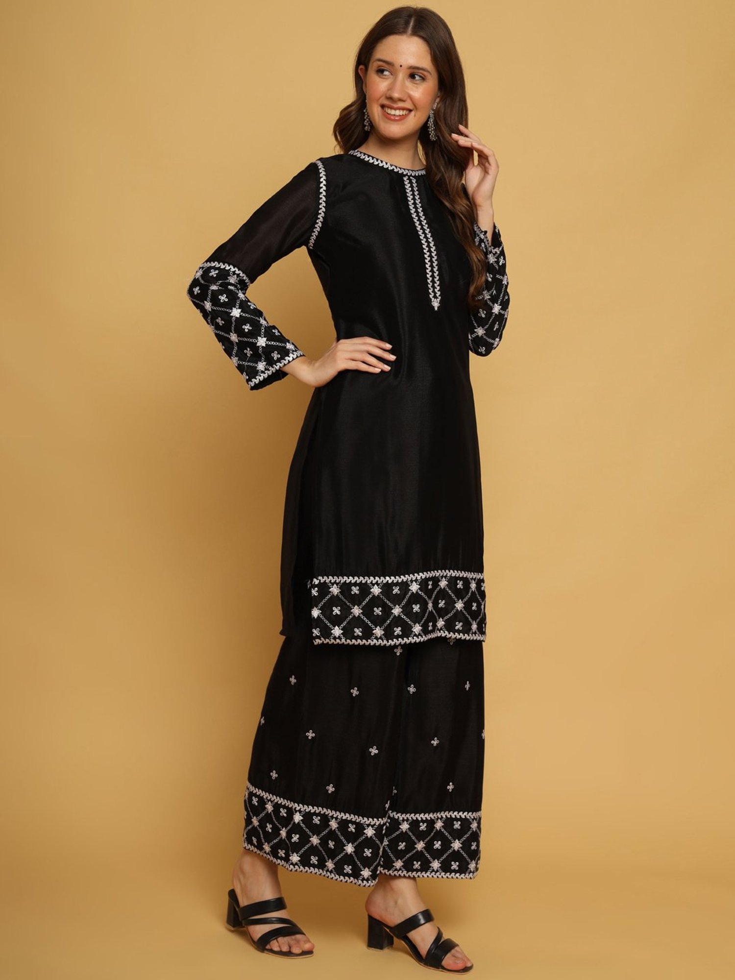 SWAGG INDIA Black Embroidered Kurti Palazzo Set With Dupatta