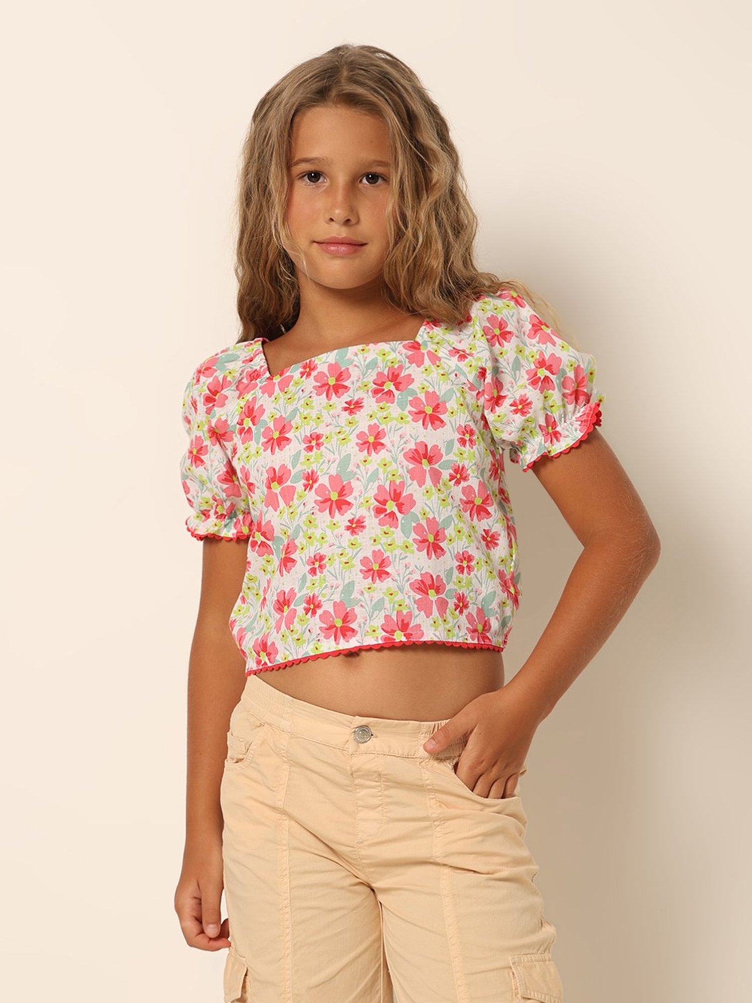 LilPicks Kids Yellow Solid Crop Top