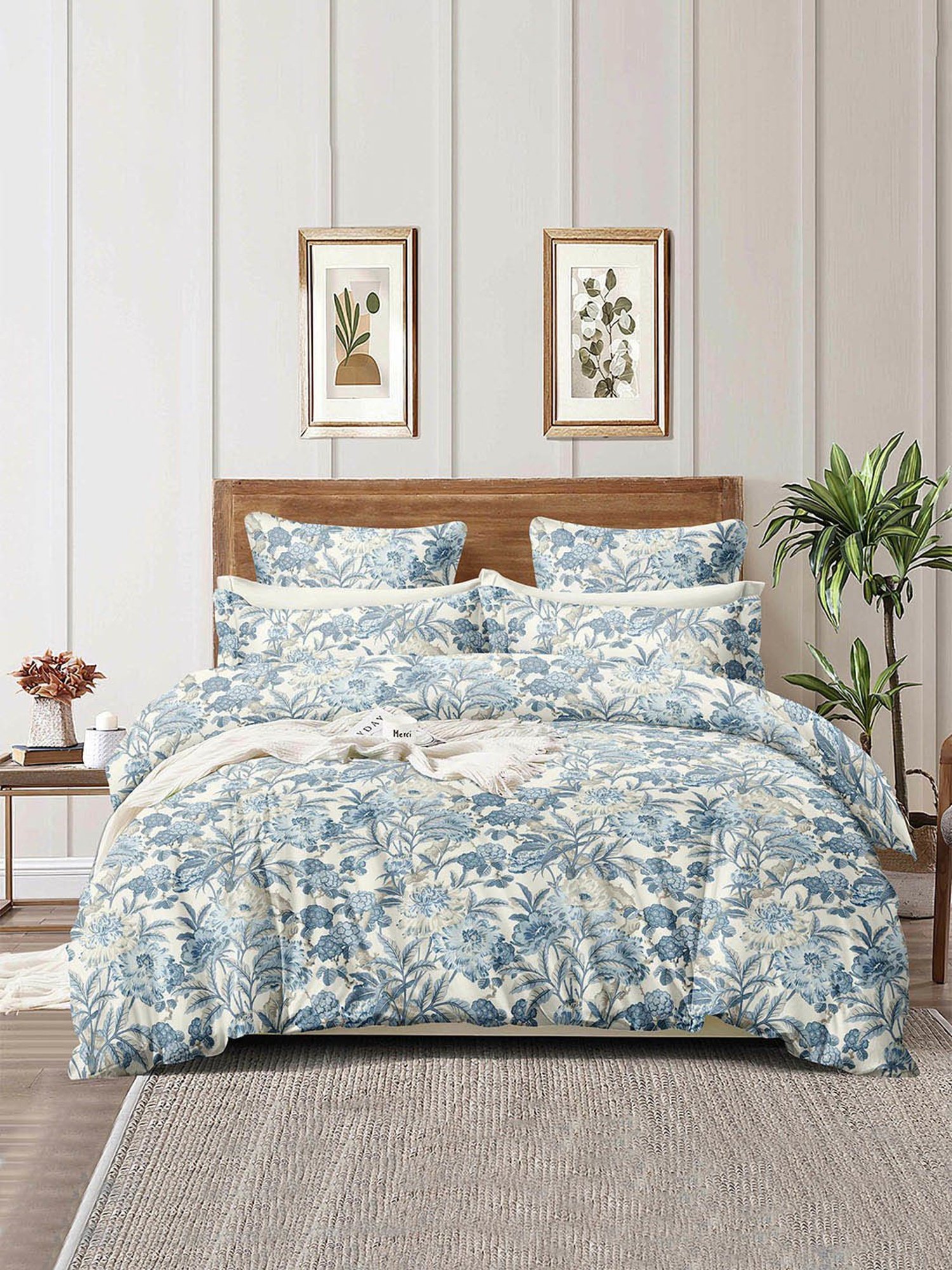 Ariana Floral Blue Microfibre Queen Bedsheet with 2 Pillow Covers
