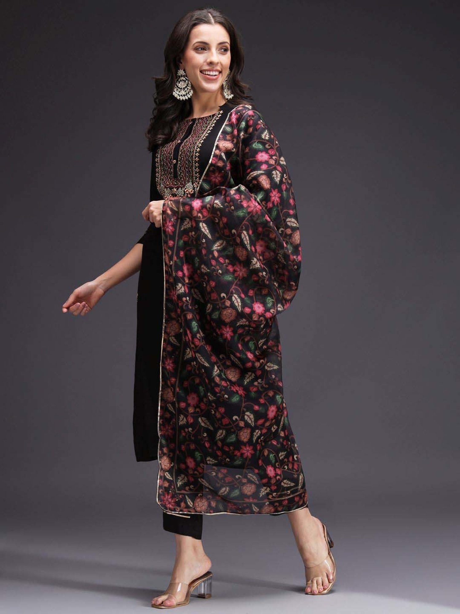 Heeposh Black Embroidered Kurta Pant Set With Dupatta