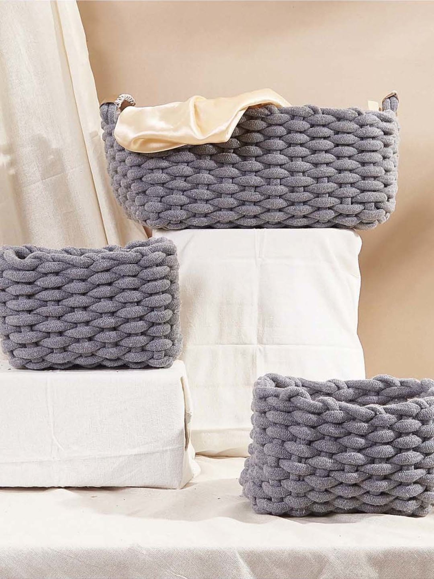 Mason Home Grey Knot Basket (Set of 3)