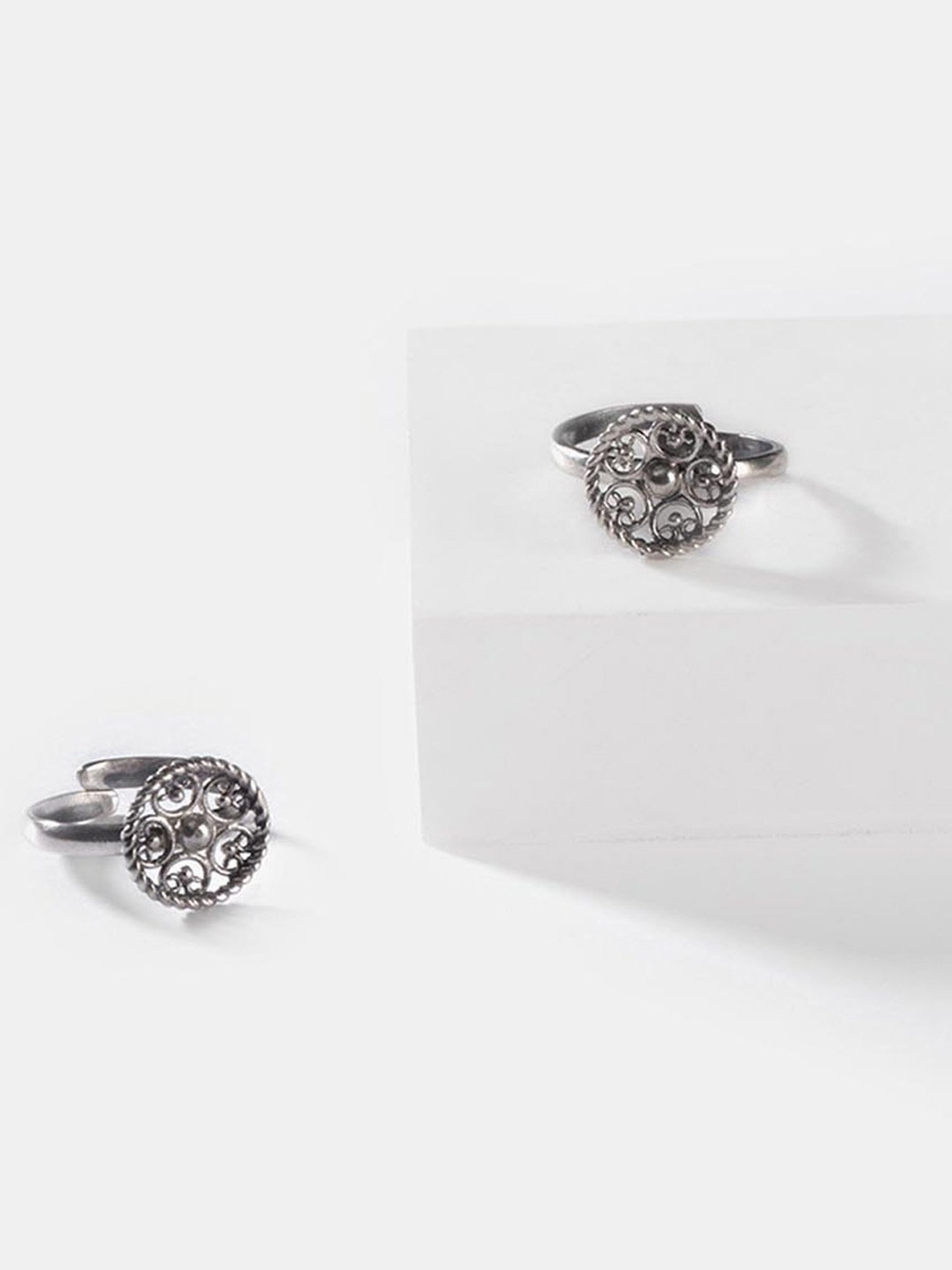 Shaya 92.5 Sterling Silver Banjuri Toe Rings for Women