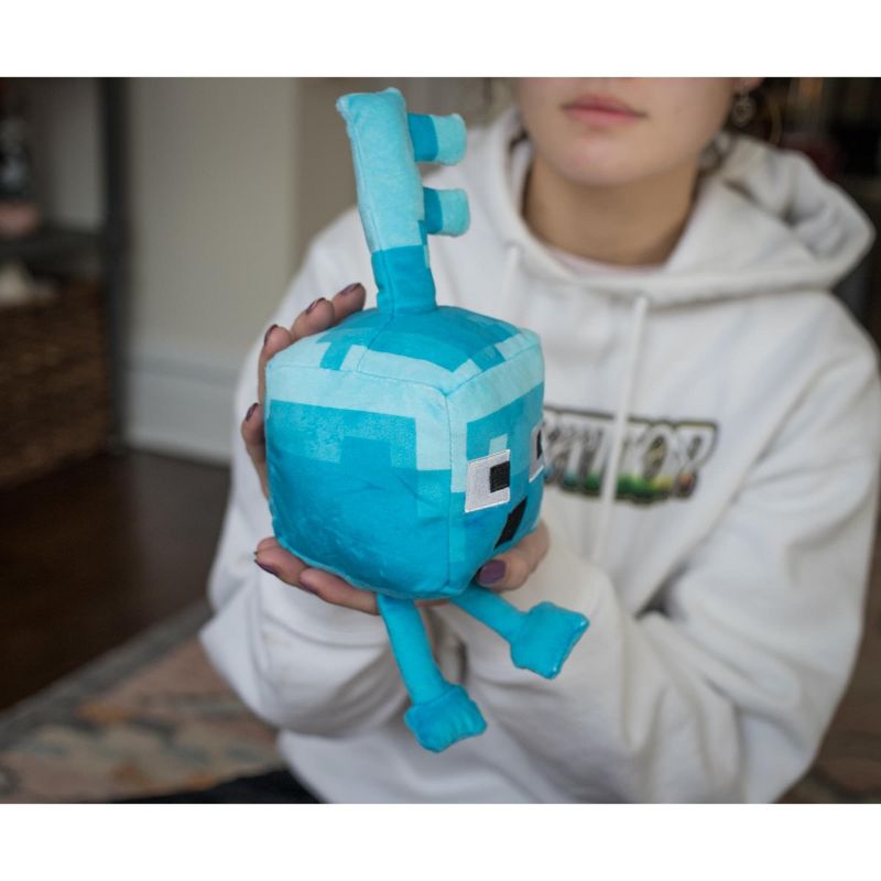 Illumination's Minions: The Rise of Gru Boogie Dancing Bob