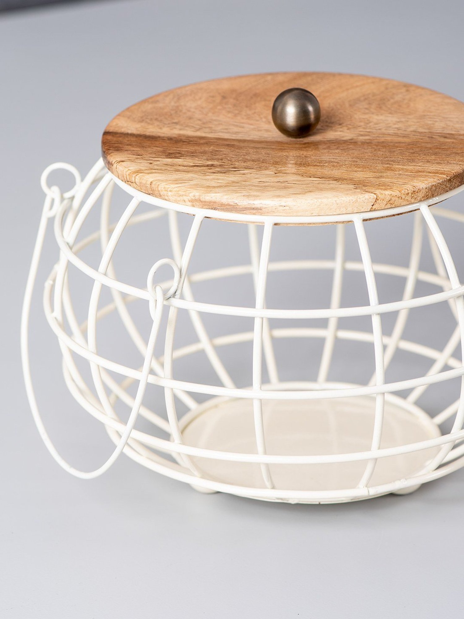 Nestroots Solid White Iron Fruit Basket