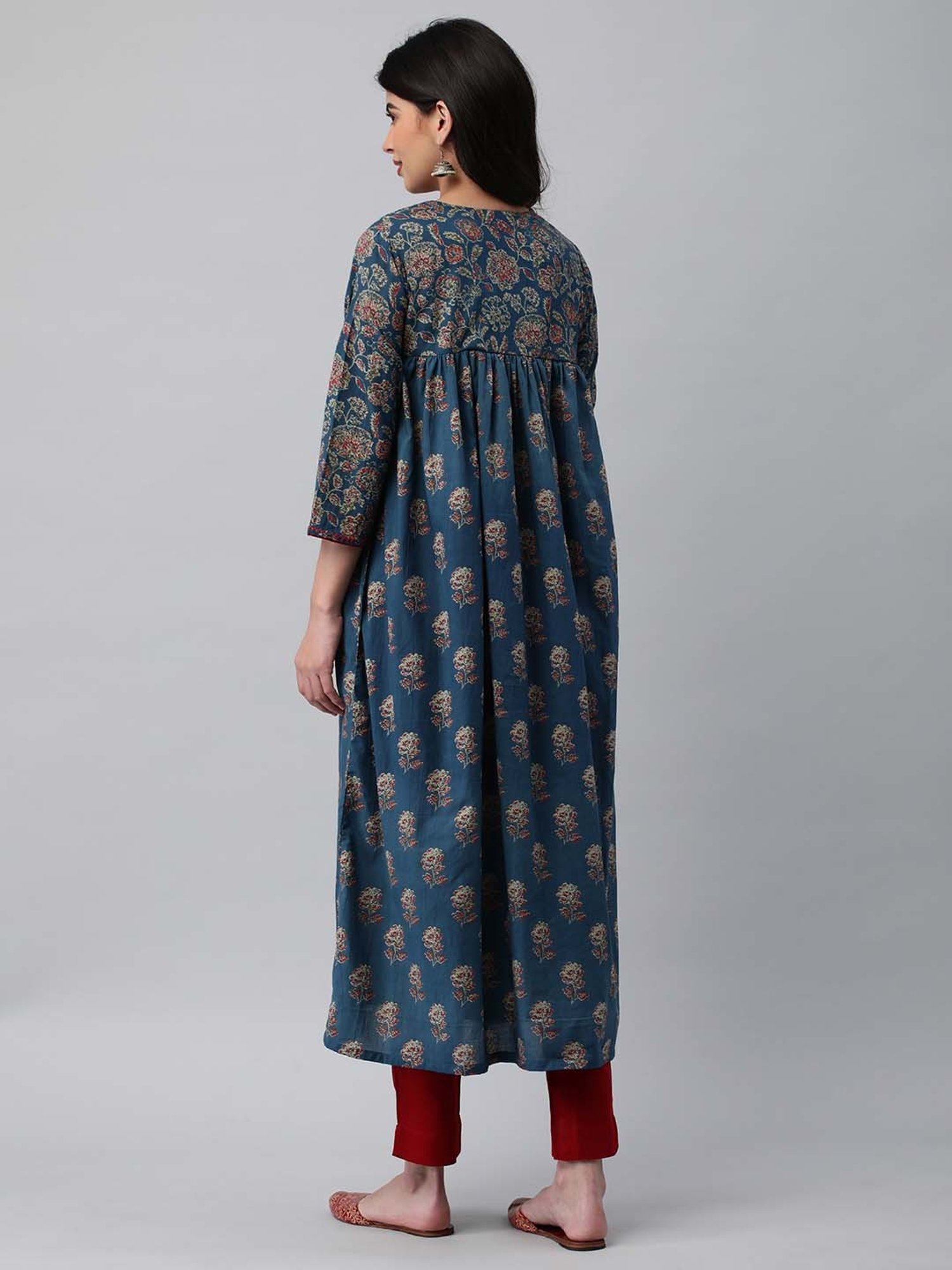 Kami Kubi Blue Cotton Embroidered A Line Kurta