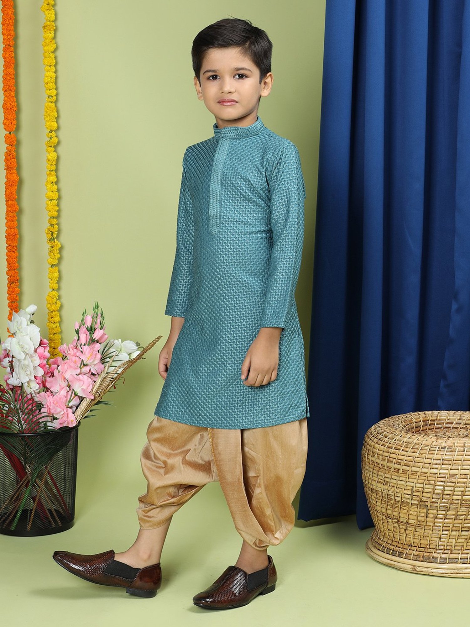 TABARD Cotton Full Sleeve Regular Fit Chikankari Embroidery Green Kurta Set For Kids