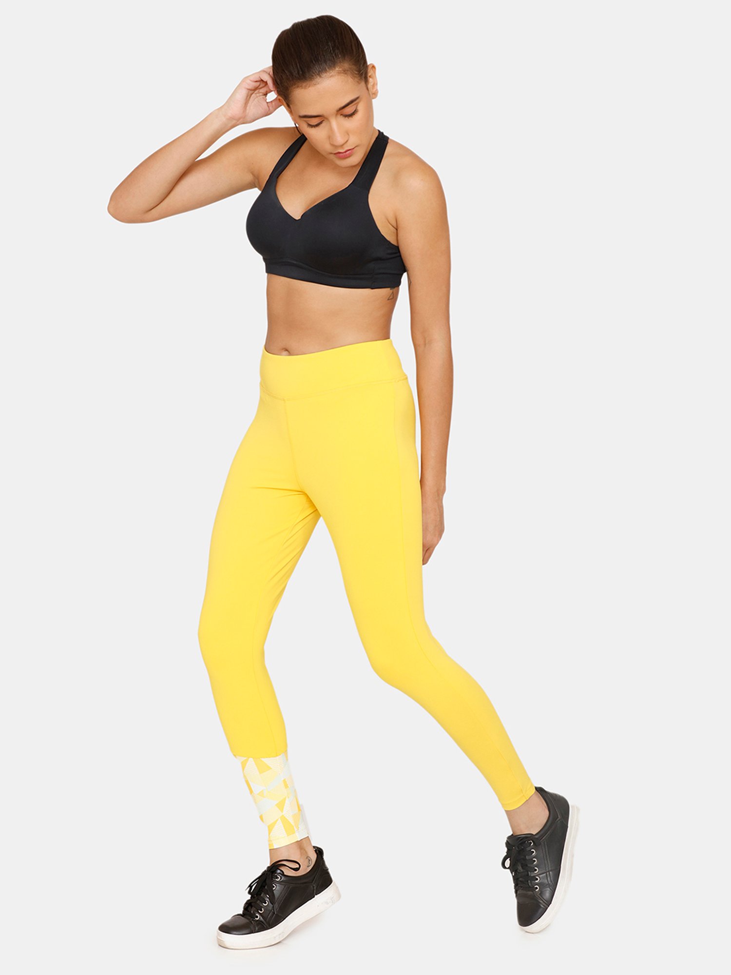 Zelocity by Zivame Yellow Slim Fit Tights