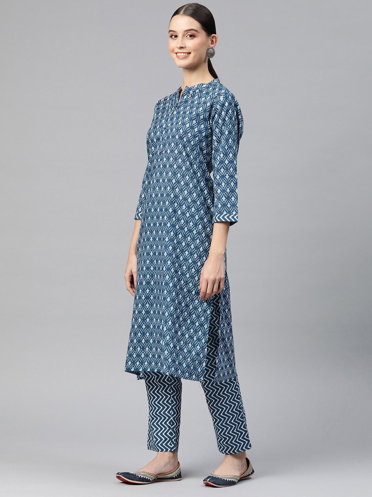 READIPRINT FASHIONS Blue Cotton Printed Kurta Pant Set With Dupatta