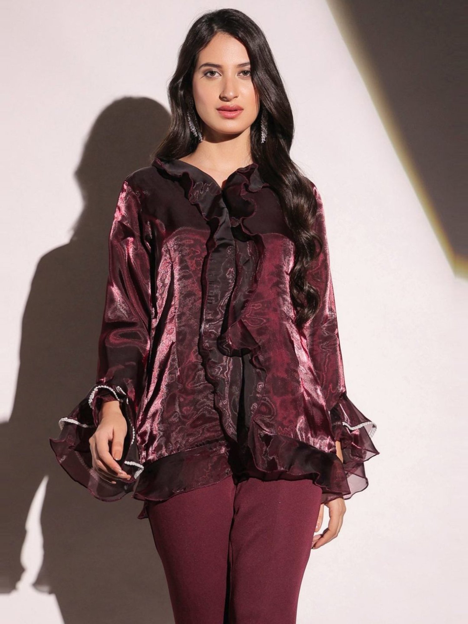 BInfinite Wine Showtime Rasin Ruffled Top