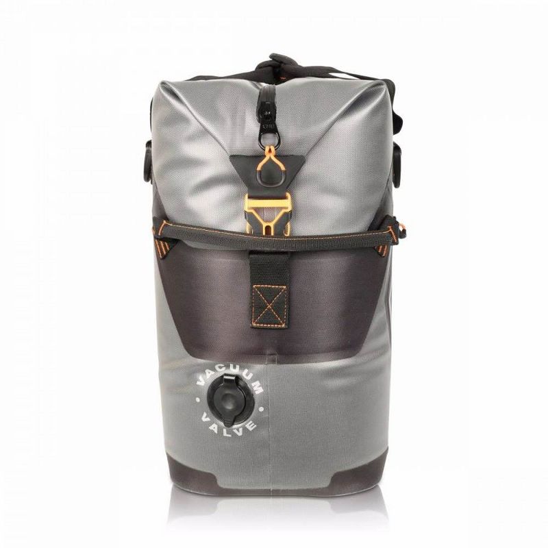 Picnic Time 9qt Savoie Wine and Cheese Bag