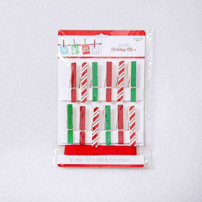 IG Design Group Greeting Card Garland Wood Characters 12ct