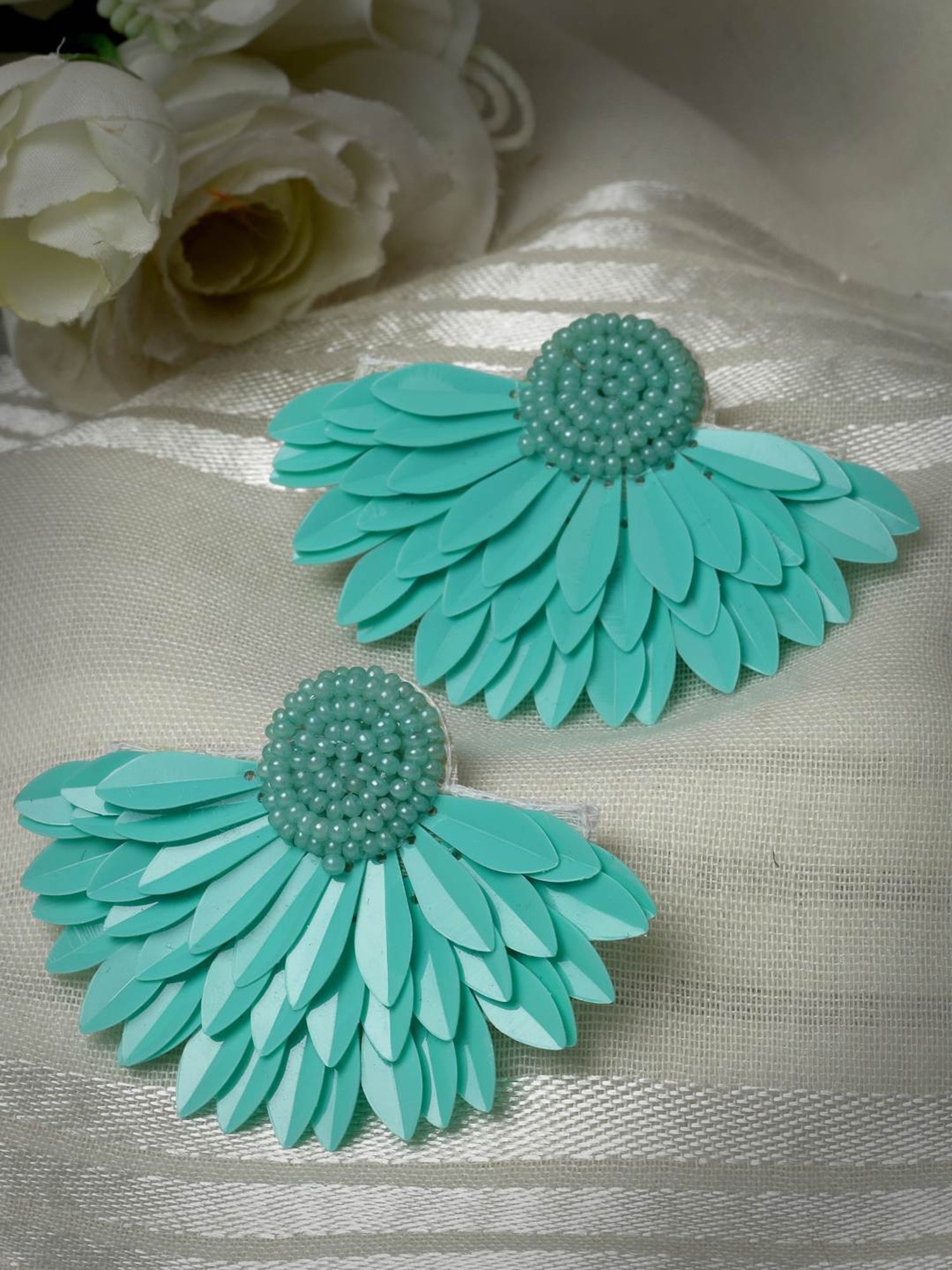 Moedbuille Beads Leaf Pattern Contemporary Floral Design Layered Earrings