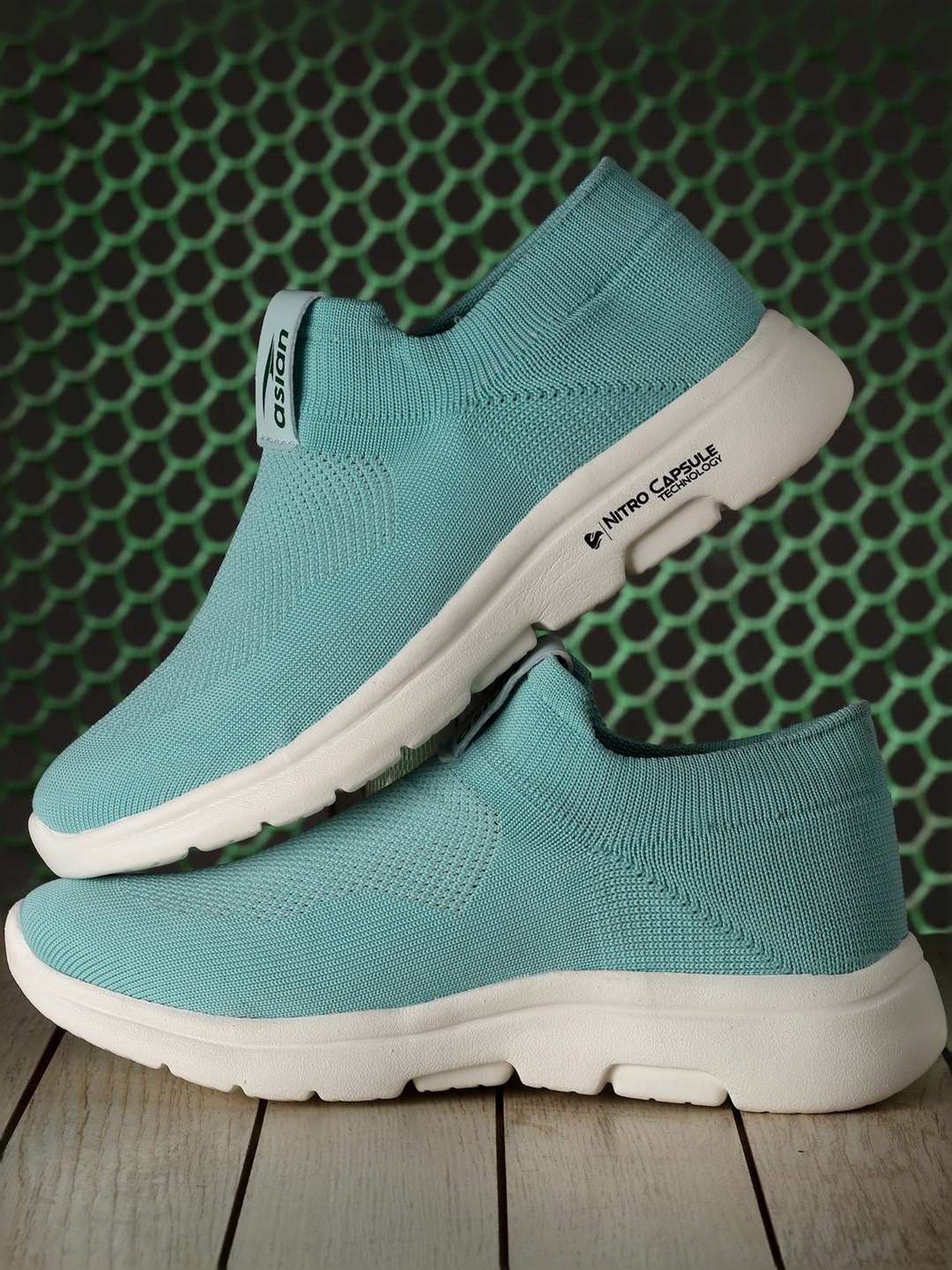 Asian Women's Aqua Walking Shoes