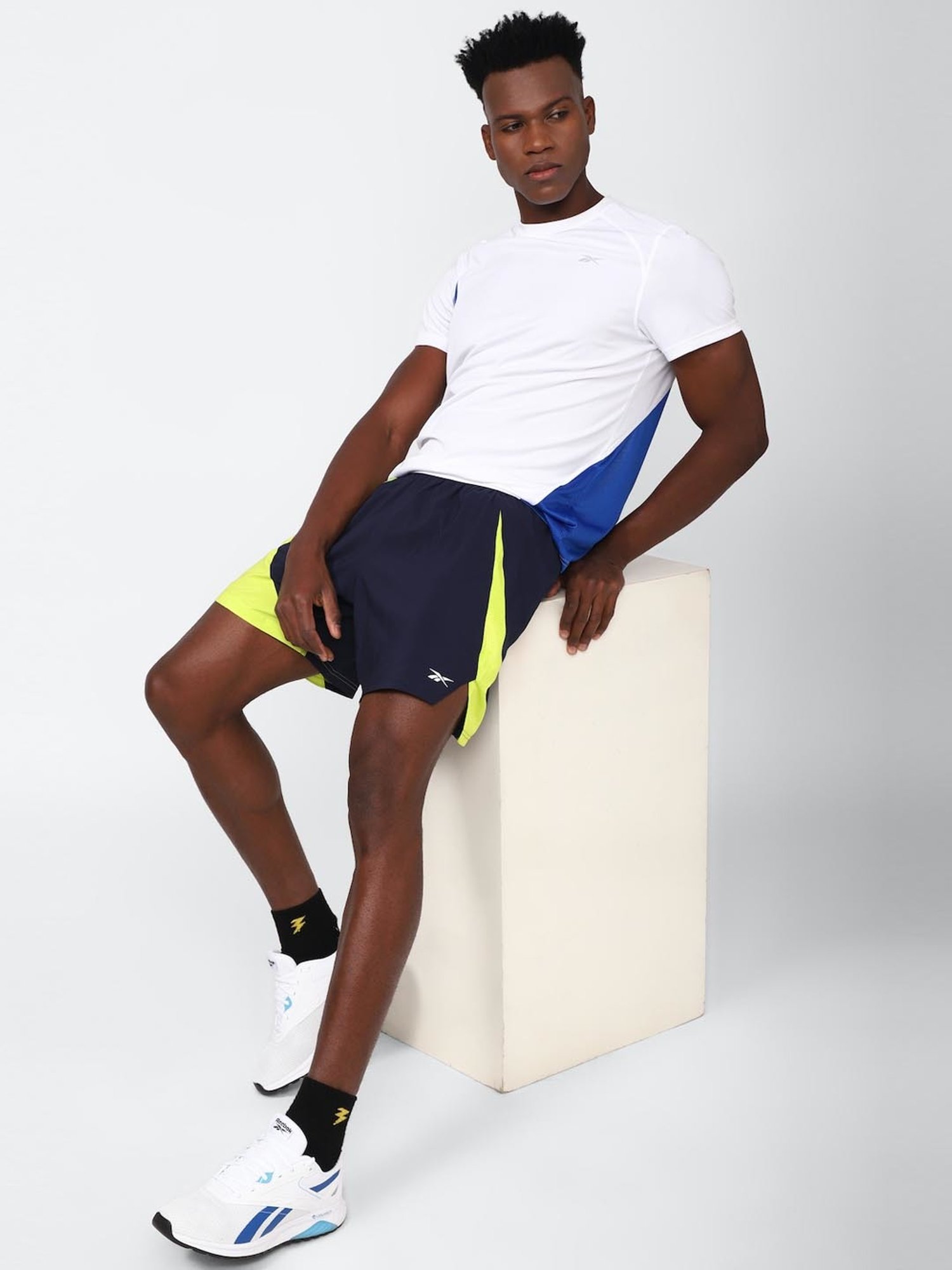 Reebok White Regular Fit T-Shirt