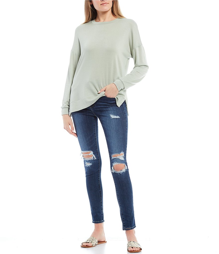 Moa Moa Long-Sleeve Side-Slit Knit Sweatshirt