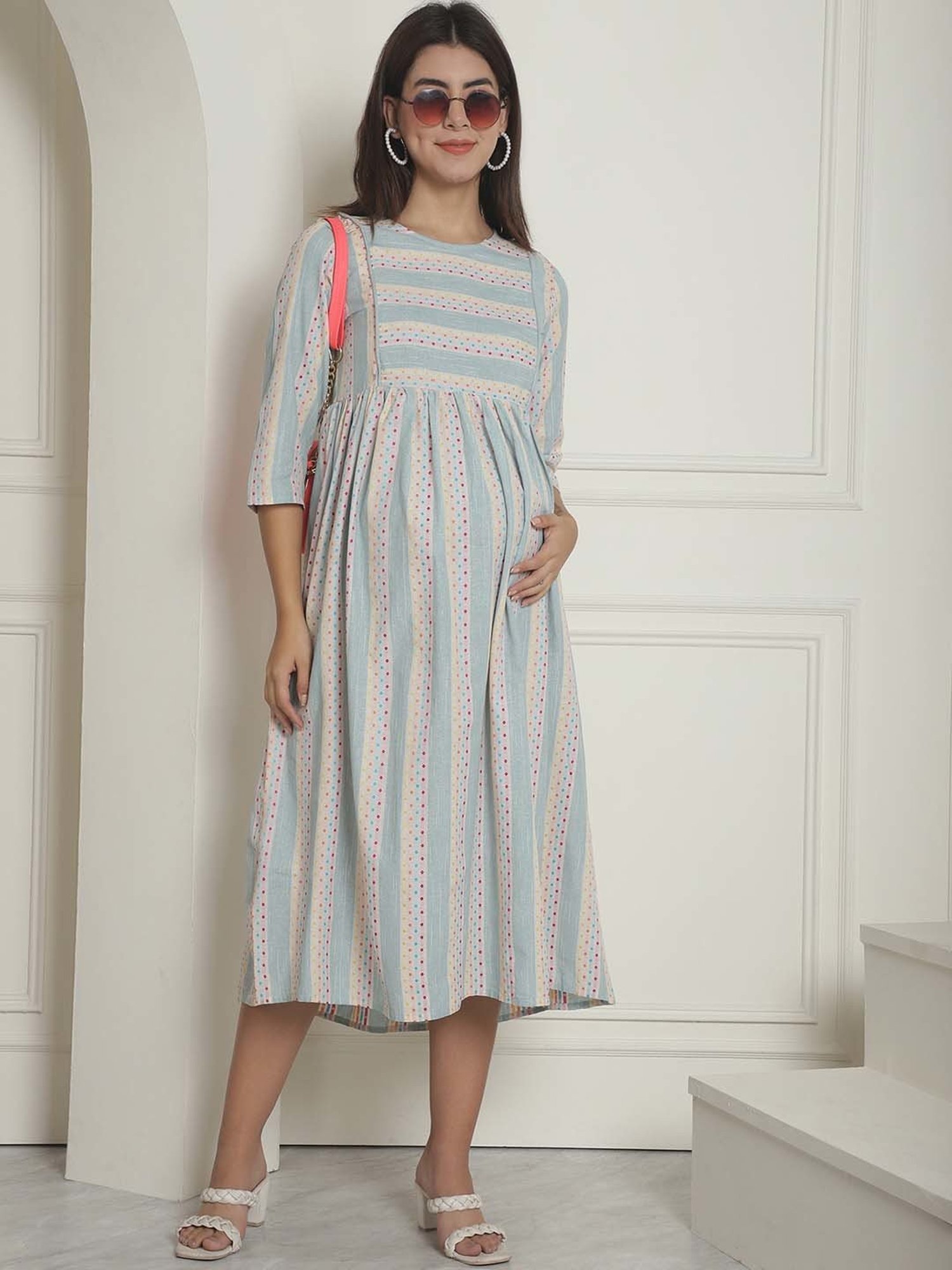 Moms Maternity Green Self Design Maternity Midi Dress