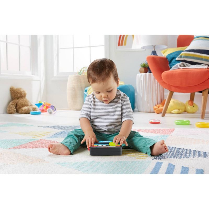 Fisher-Price Laugh & Learn Puppy's Mix Tape