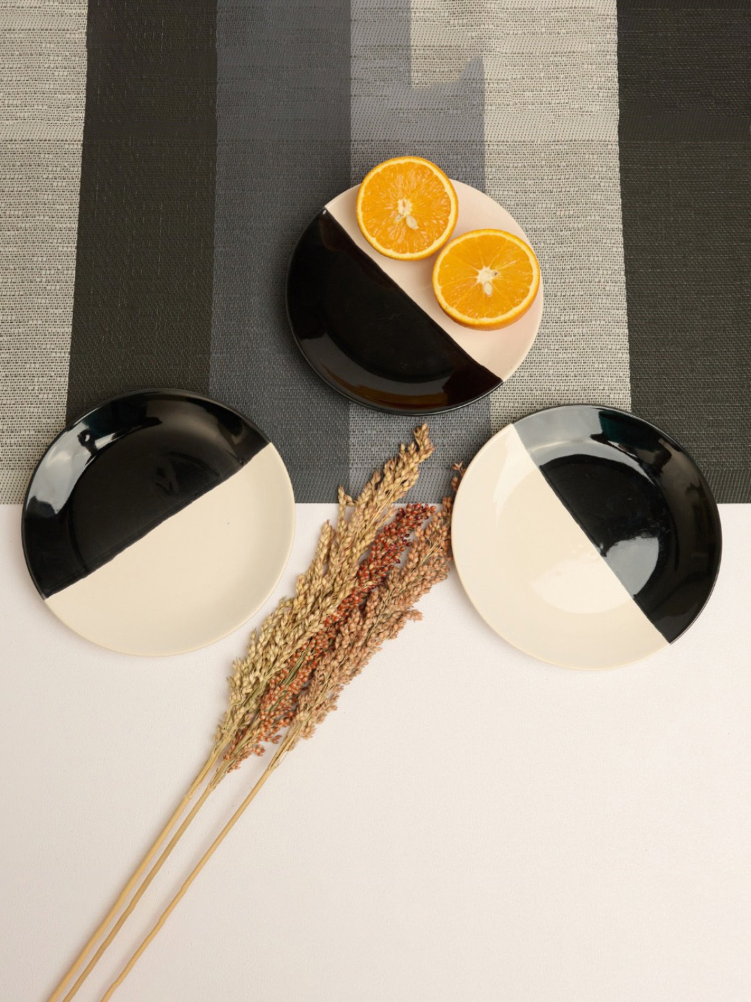 Nestasia Premium Quality Mandala Yellow Spiral Printed Square Shaped Ceramic Plate With Handle