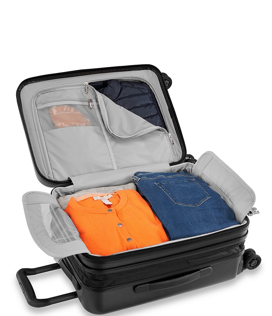 Briggs & Riley Sympatico 2.0 International Carry-On Expandable Spinner