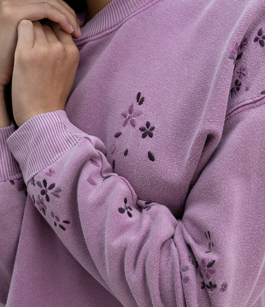 Splendid Love Me Long Sleeve Crew Neck Coordinating Pullover Knit Sweatshirt