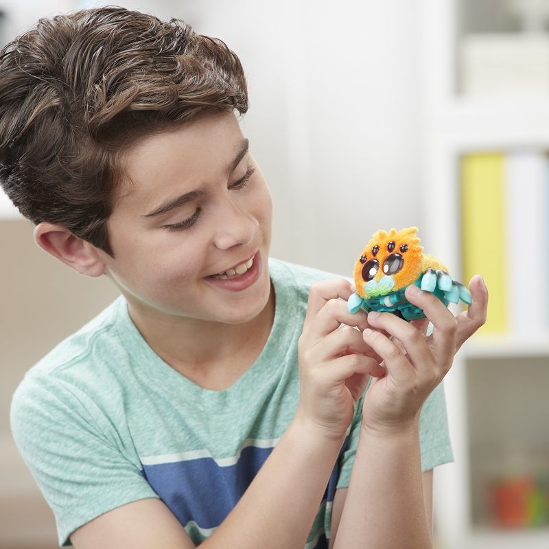 Yellies! Flufferpuff - Voice-Activated Spider Pet