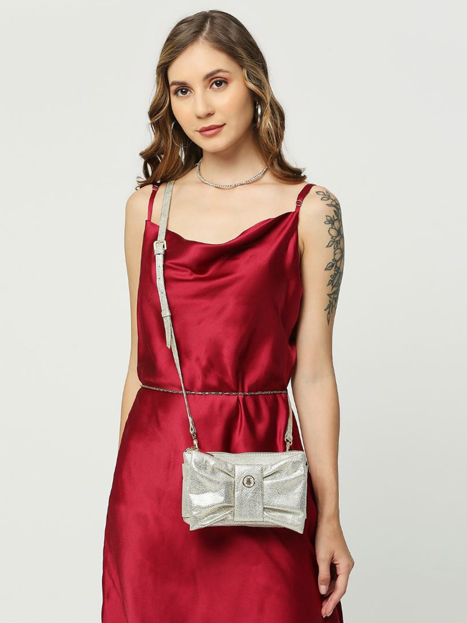 THE HOLISTIK Bling Golden Shimmer Medium Cross Body Bag