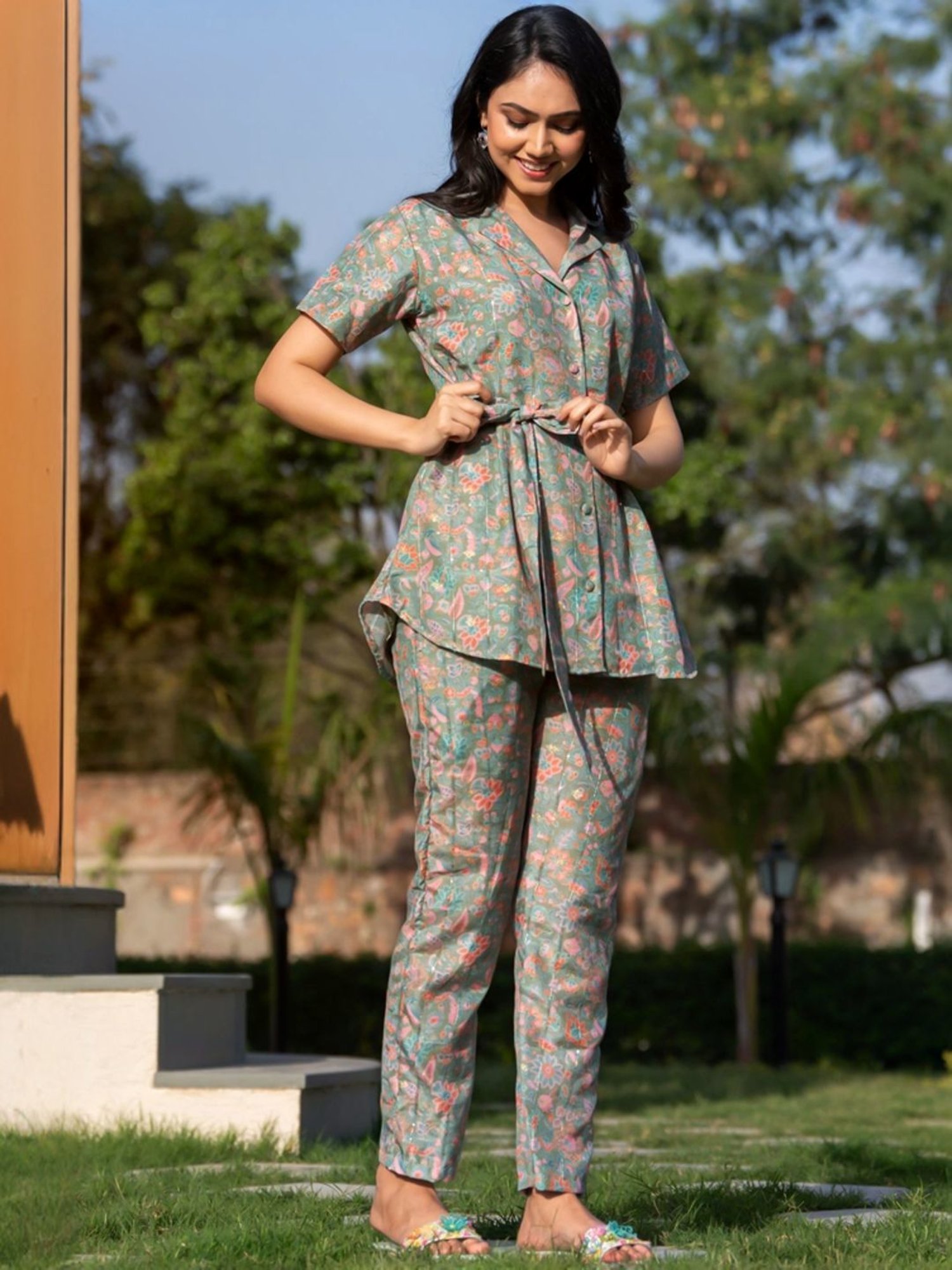 HOUSE OF JAMOTI Green Printed Tunic Pant Set