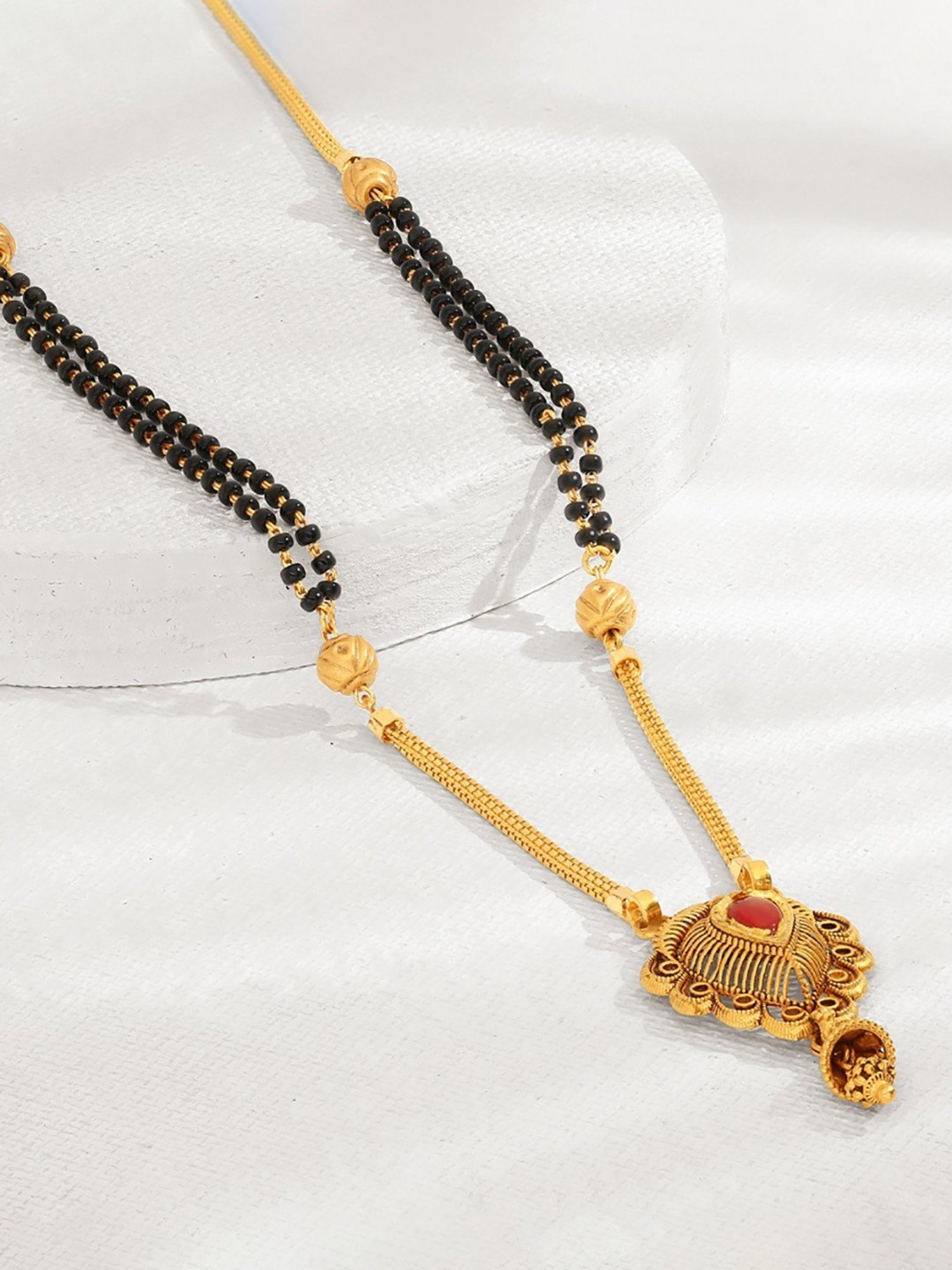 P.N.Gadgil Jewellers 22k Graceful Anchor Gold Mangalsutra