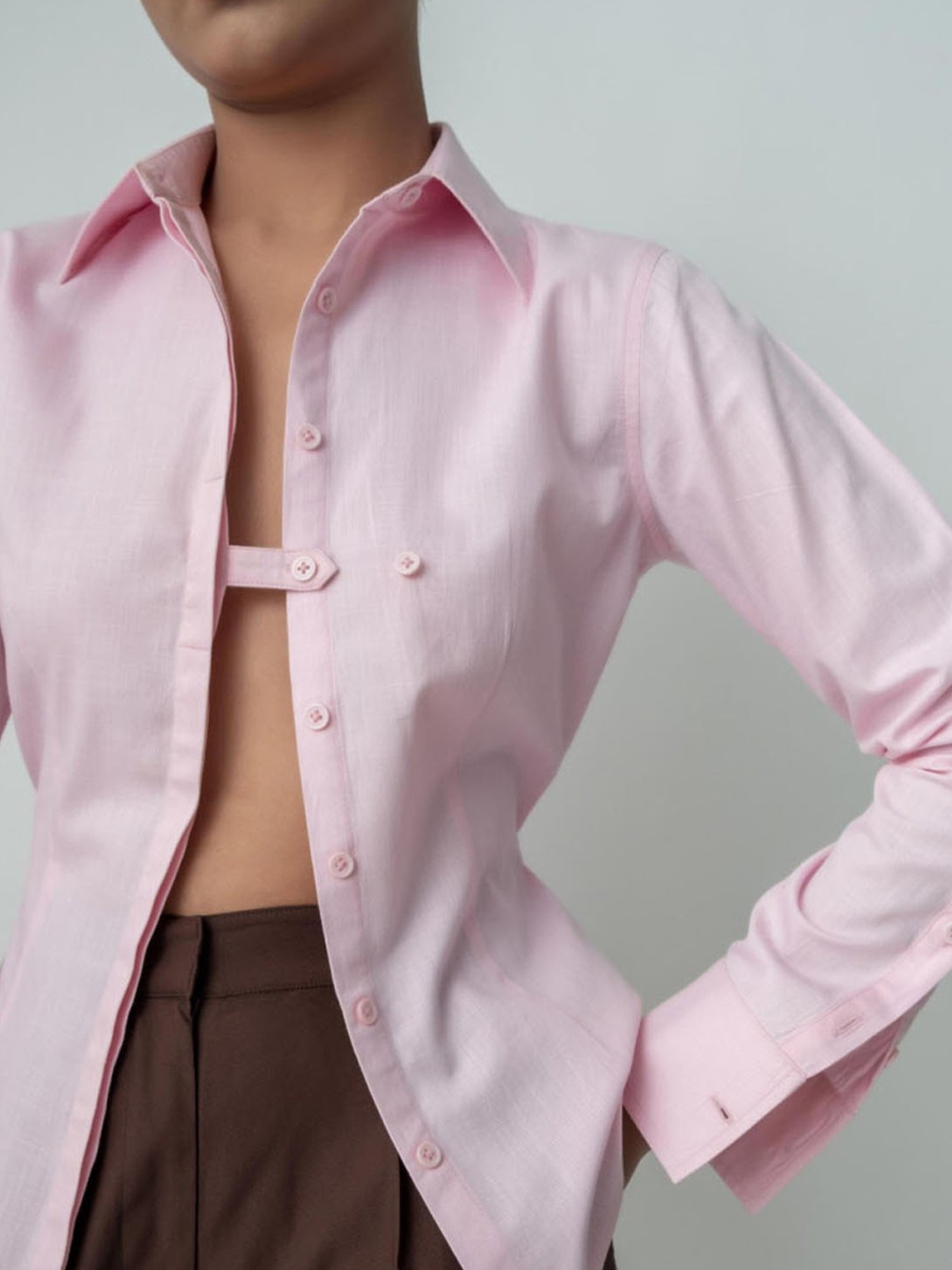 Qua Multi-Fit Essential Shirt