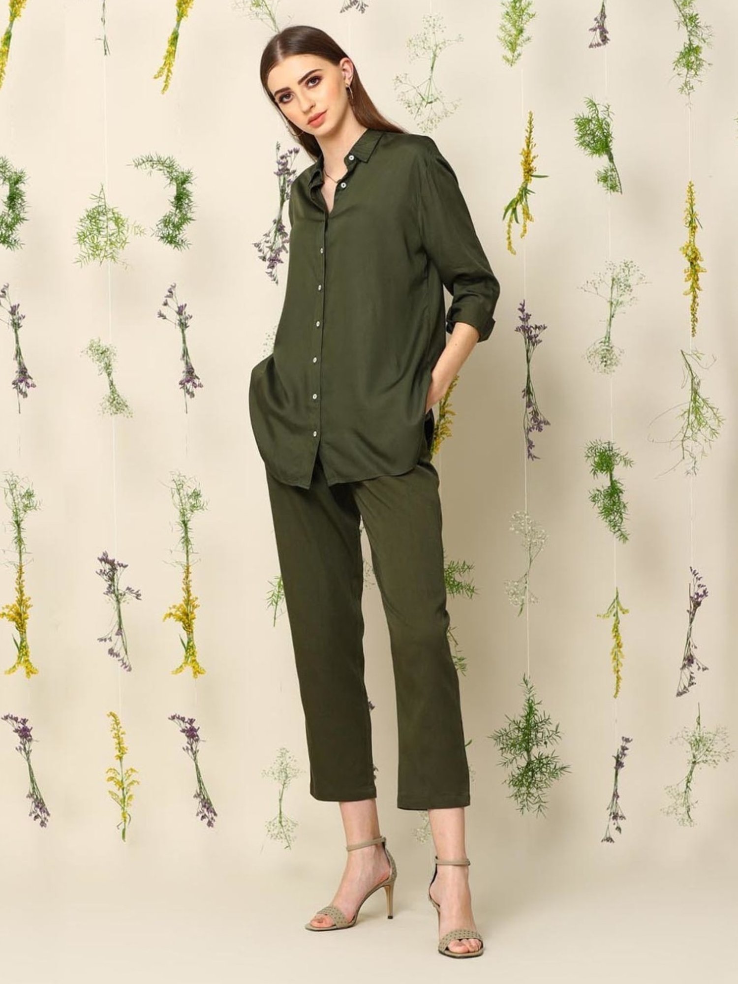 Saltpetre Classic Tencel Tapered Olive Trousers