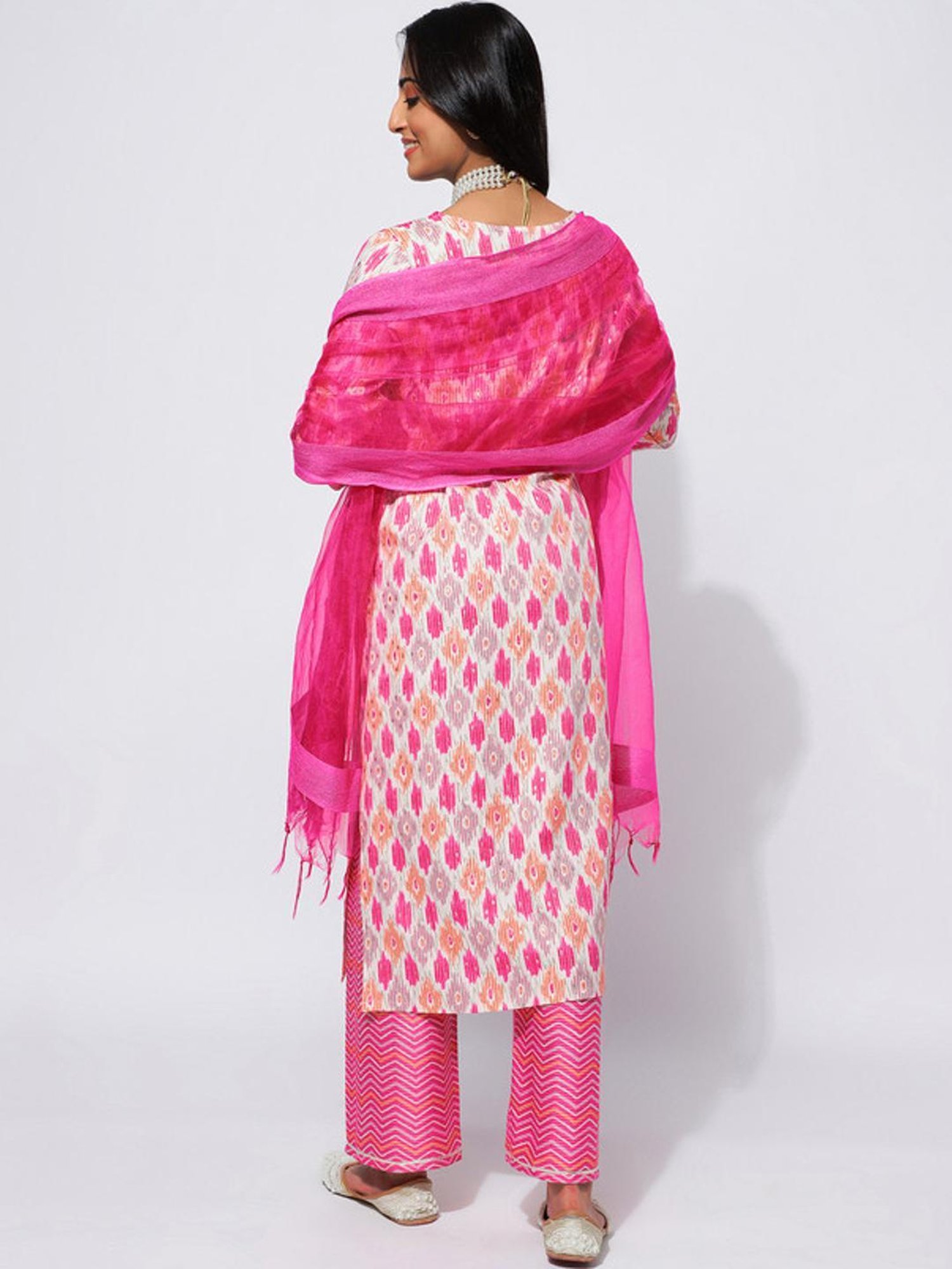 Skylee Pink Printed Kurta Pant Set With Dupatta